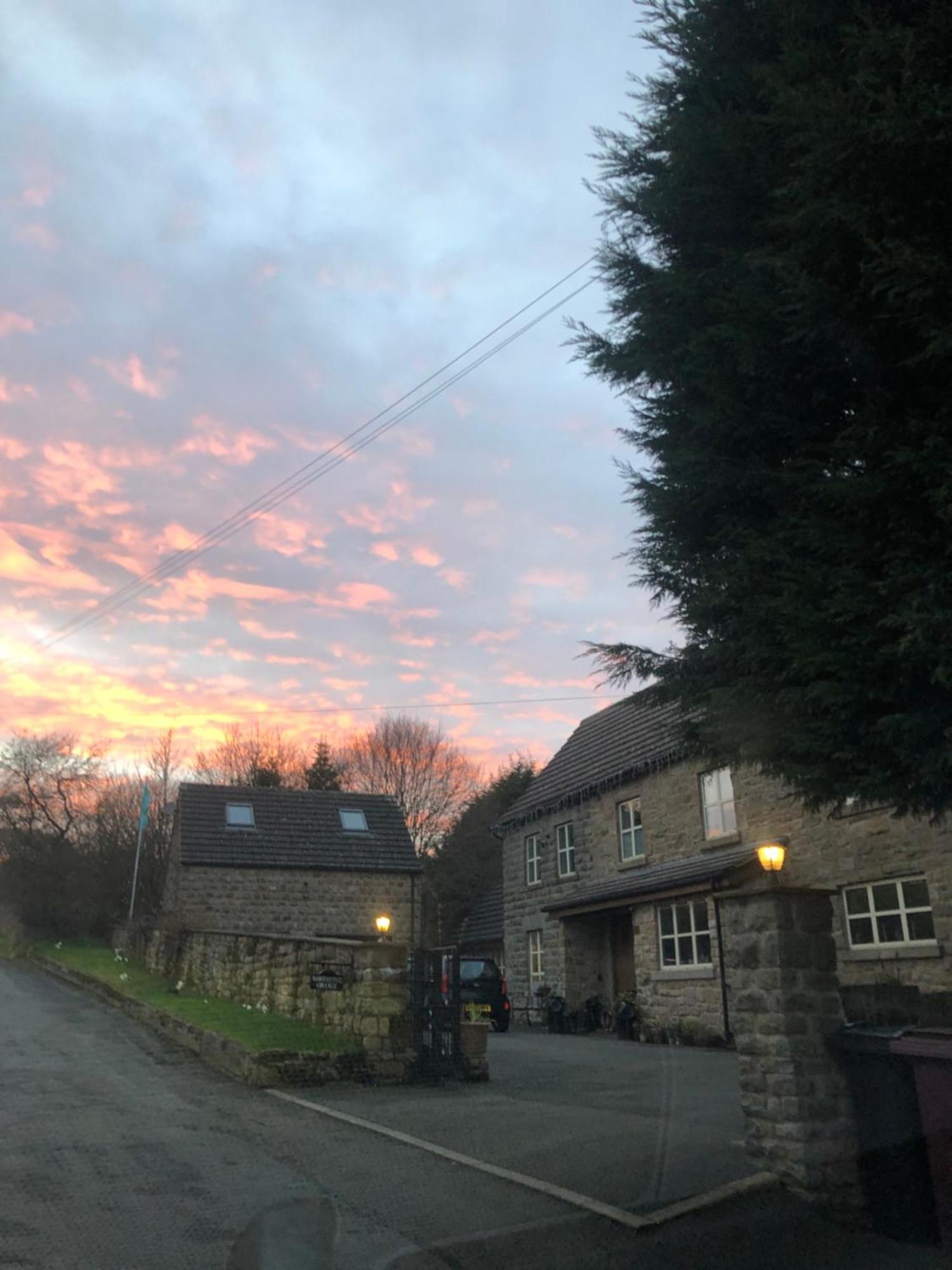 The Master Suite, Enjoy The Countryside In Style Ashover Exterior photo